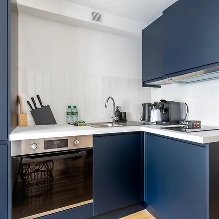 Close To Center Of I Fully Equipped Appartamento Parigi