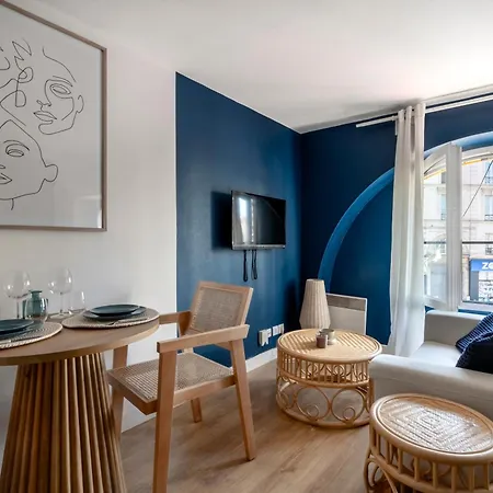 Appartamento Close To Center Of I Fully Equipped